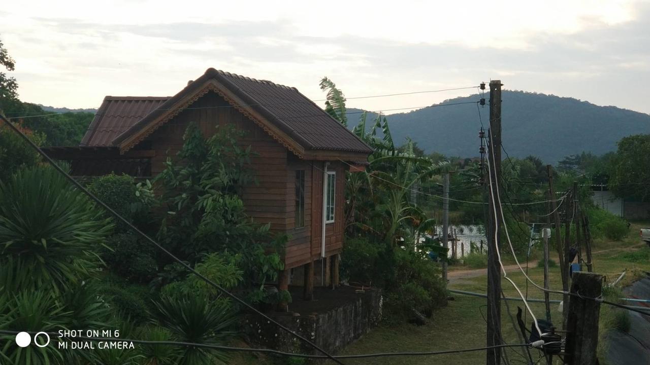 Baan Pak Phutawan Resort Ban Ban Takat Ngao Esterno foto